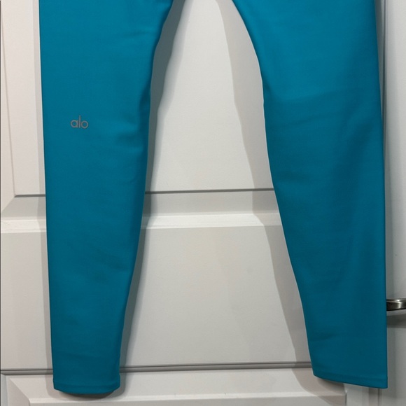 ALO Yoga 4-pocket Utility Legging High Waisted Aqua Blue Women’s Leggings XS - Picture 6 of 14